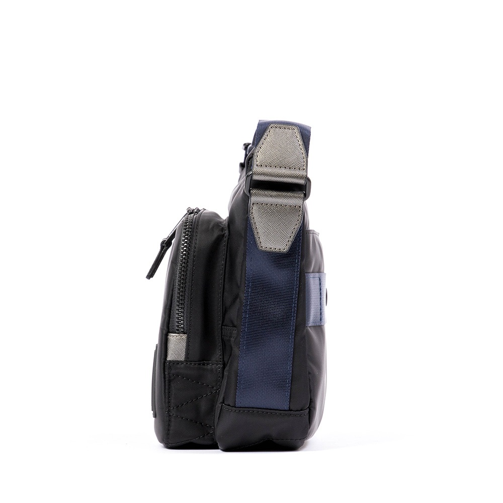 LANVIN en Bleu ランバン オン ブルー ショルダーバッグ B5