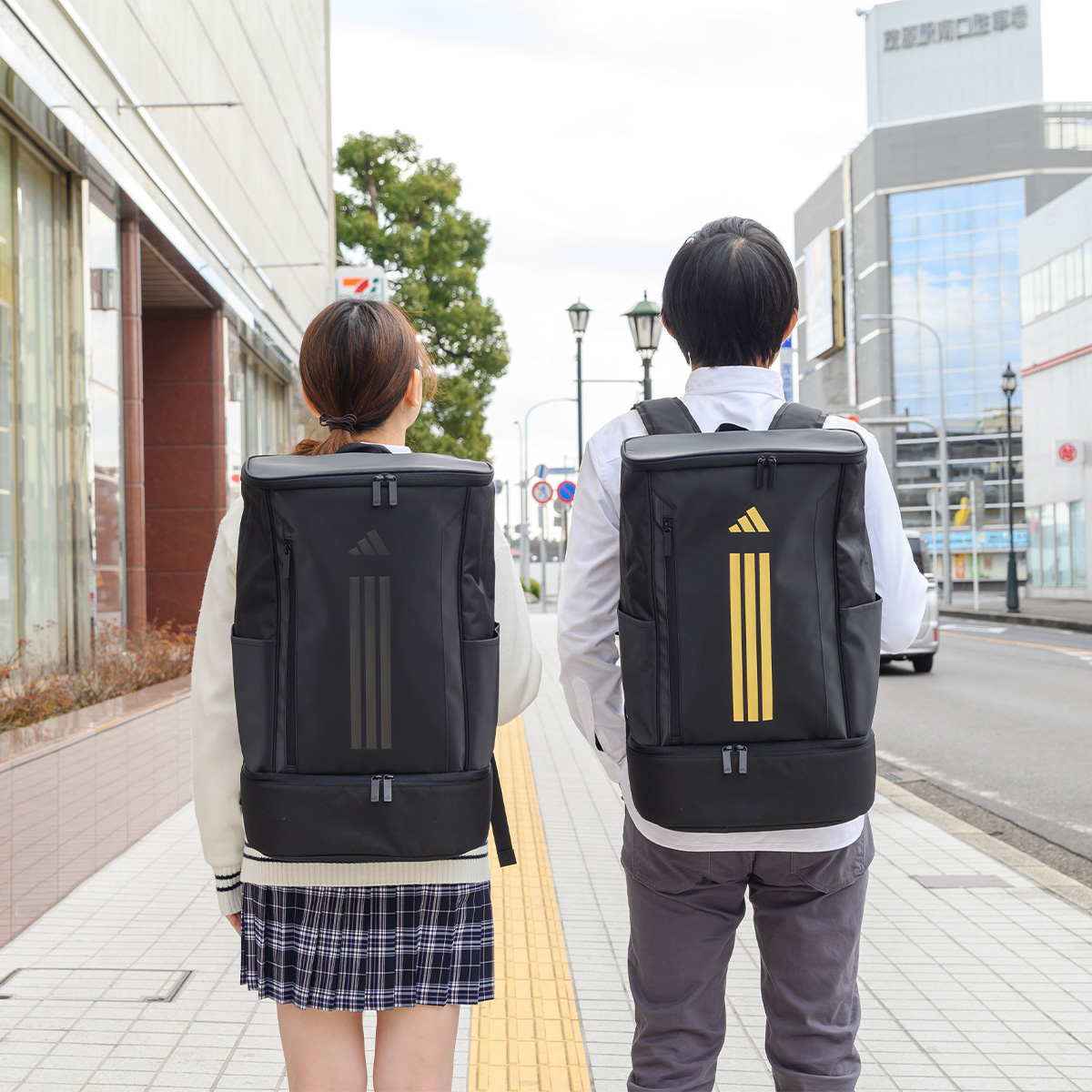 マストハブ-バックパック.jpg