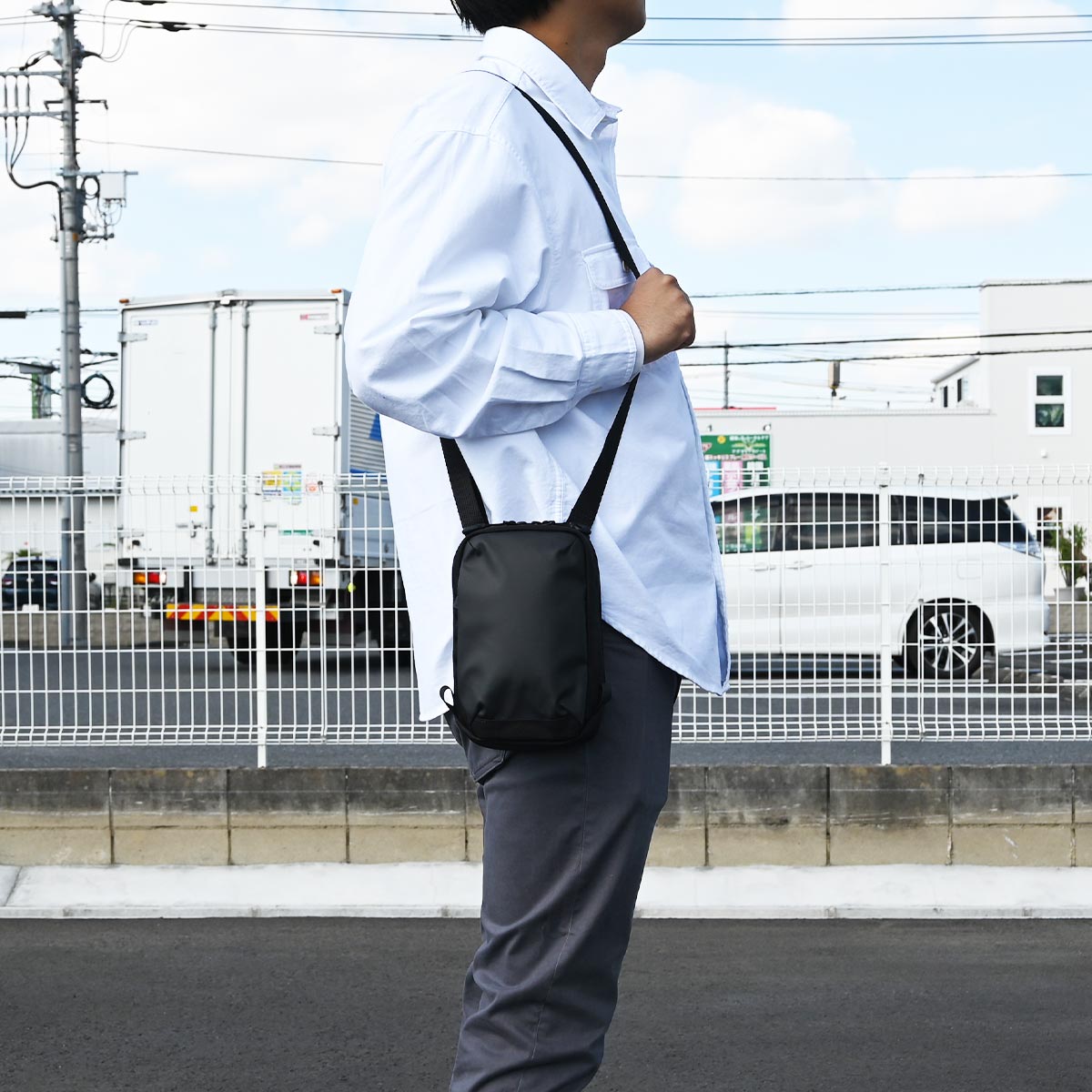 ace. GENE LABEL エース ショルダーバッグ ラグレンティスクロス 縦型
