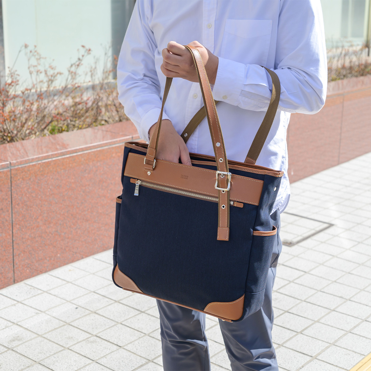 タケオキクチ トートバッグ TAKEO KIKUCHI サード トート B4 A4 TK メンズ レディース ブランド 大人 おしゃれ 人気 肩掛けカバン 手持ち キクチタケオ カジュアル 通勤 通勤バッグ ビジネス ビジカジ 日本製 723701 TAKEO KIKUCHI（タケオキクチ） トートバッグ サード トート B4 A4 TK