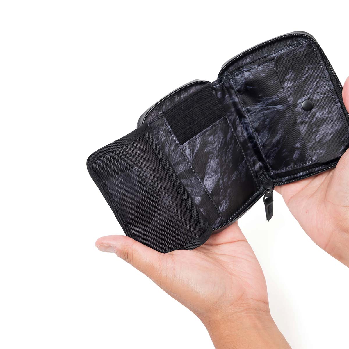 MAMMUT マムート 二つ折り財布 二つ折り Seon Zip Wallet セオン