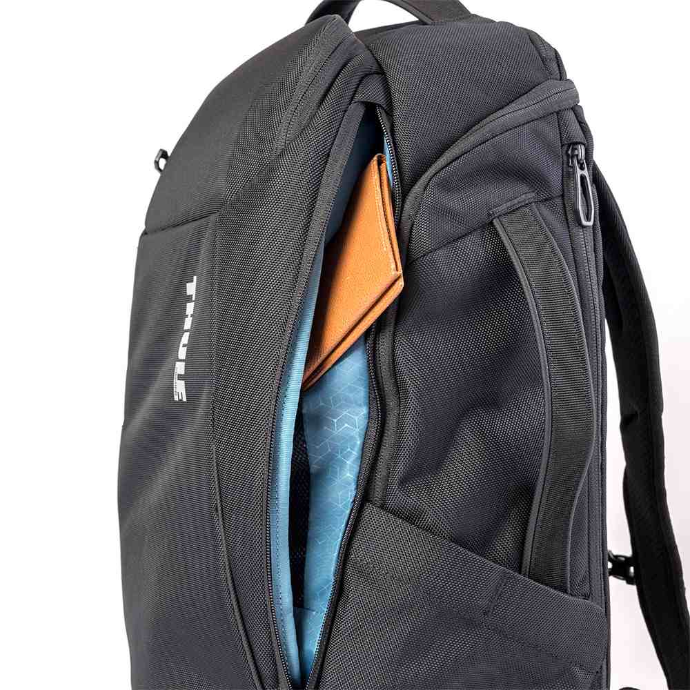 Thule リュック スーリー B4 28L Accent Backpack バックパック 大 
