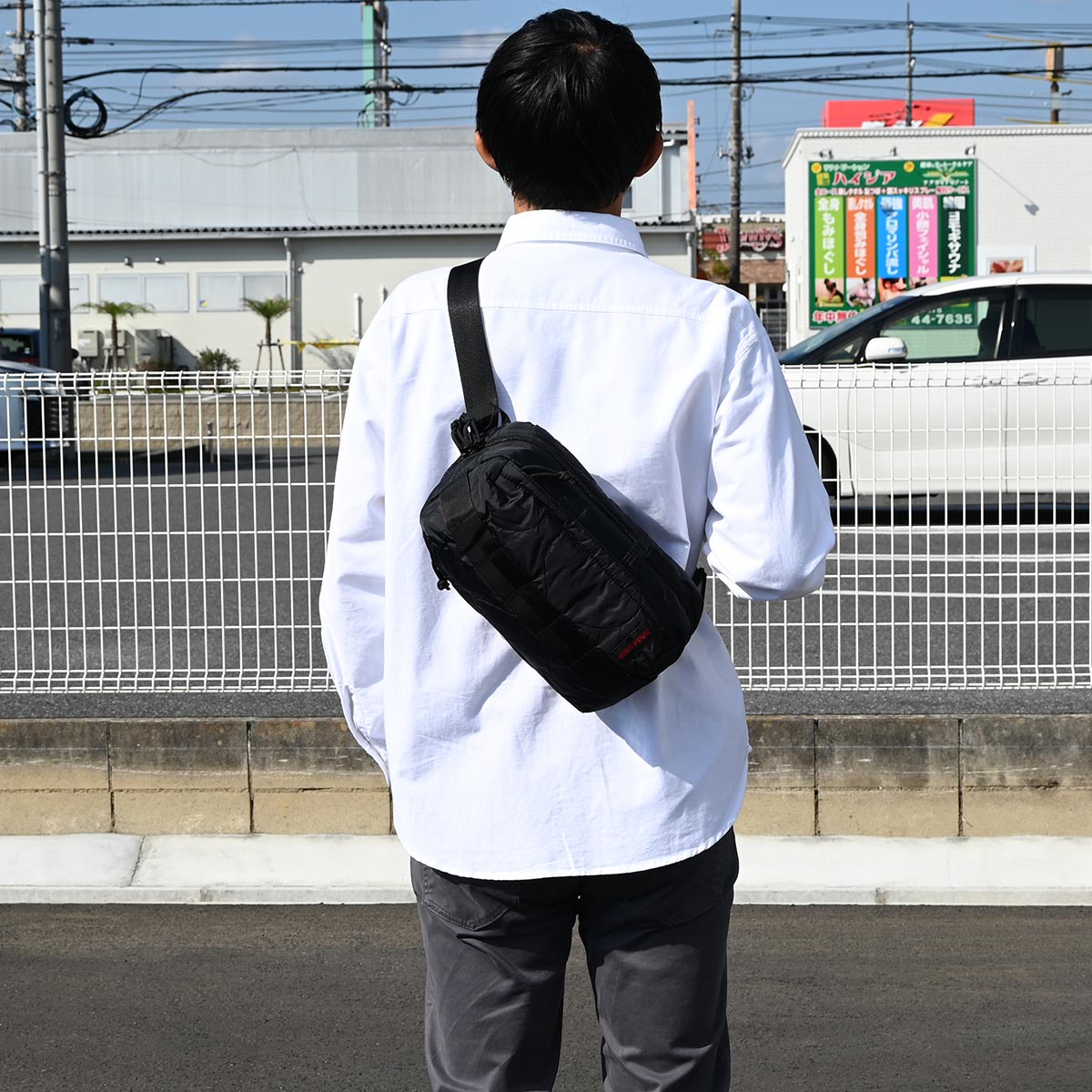 BRIEFING（ブリーフィング） ボディバッグ QUILTED SLING WALKER