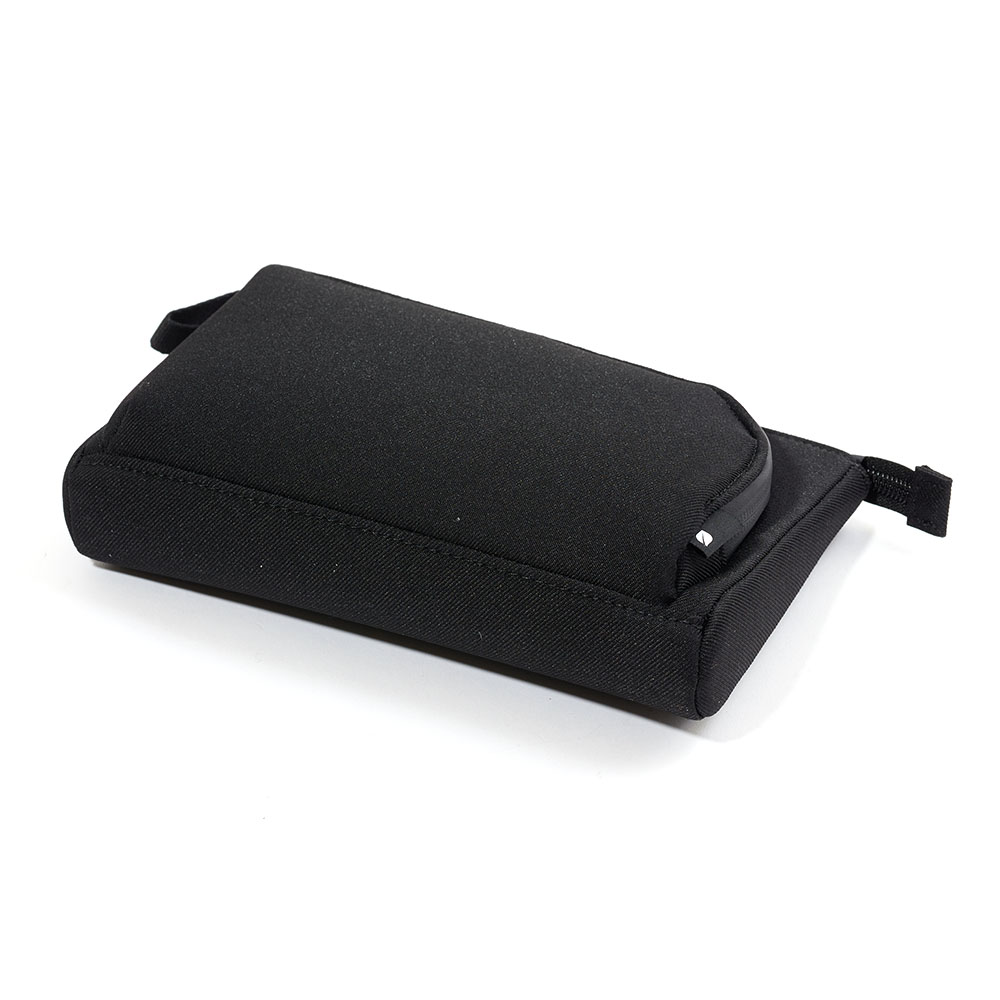incase（インケース） ポーチ ガジェットケース Facet Accessory