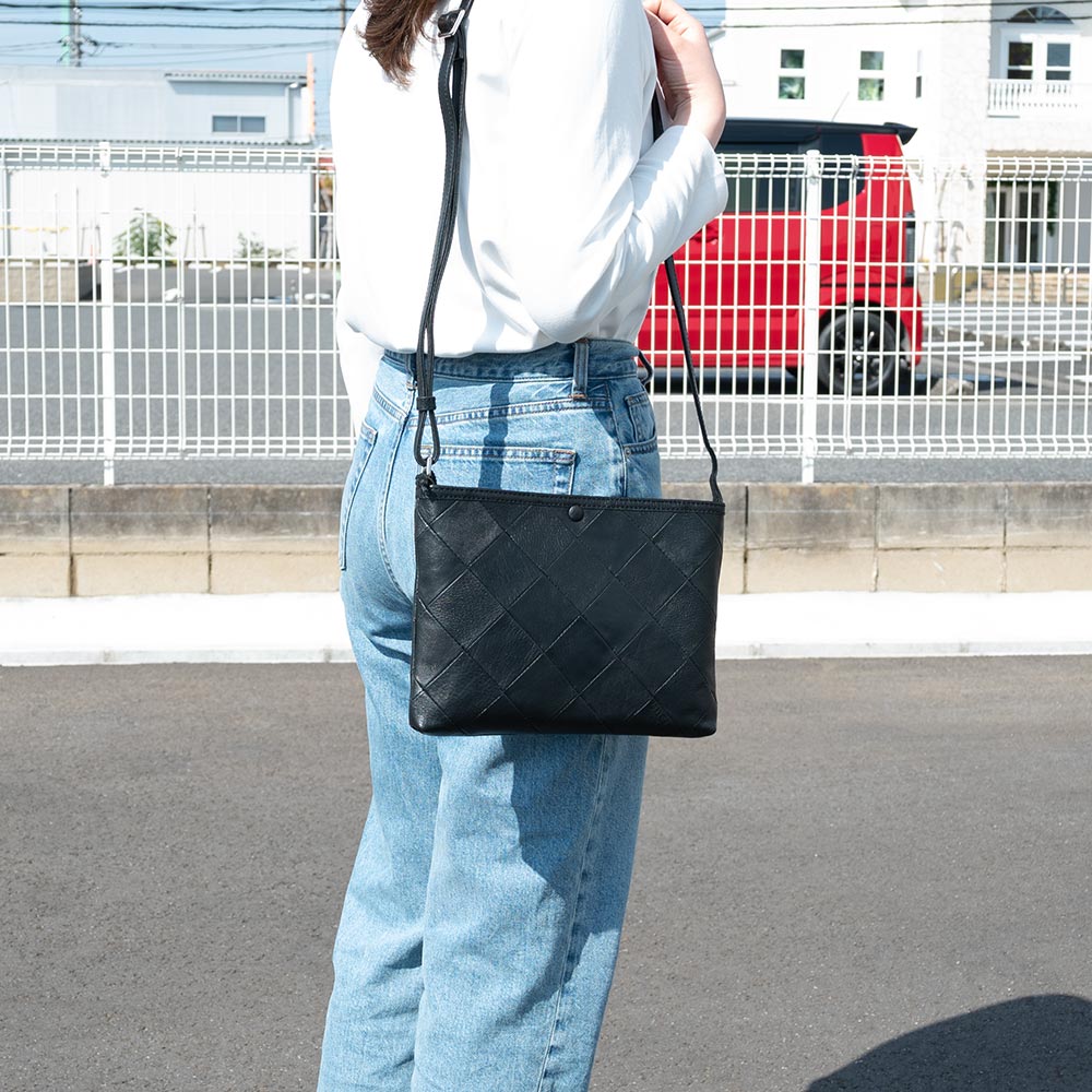 JOYA（ジョヤ） サコッシュ 本革 メンズ レディース 牛革 革 レザー