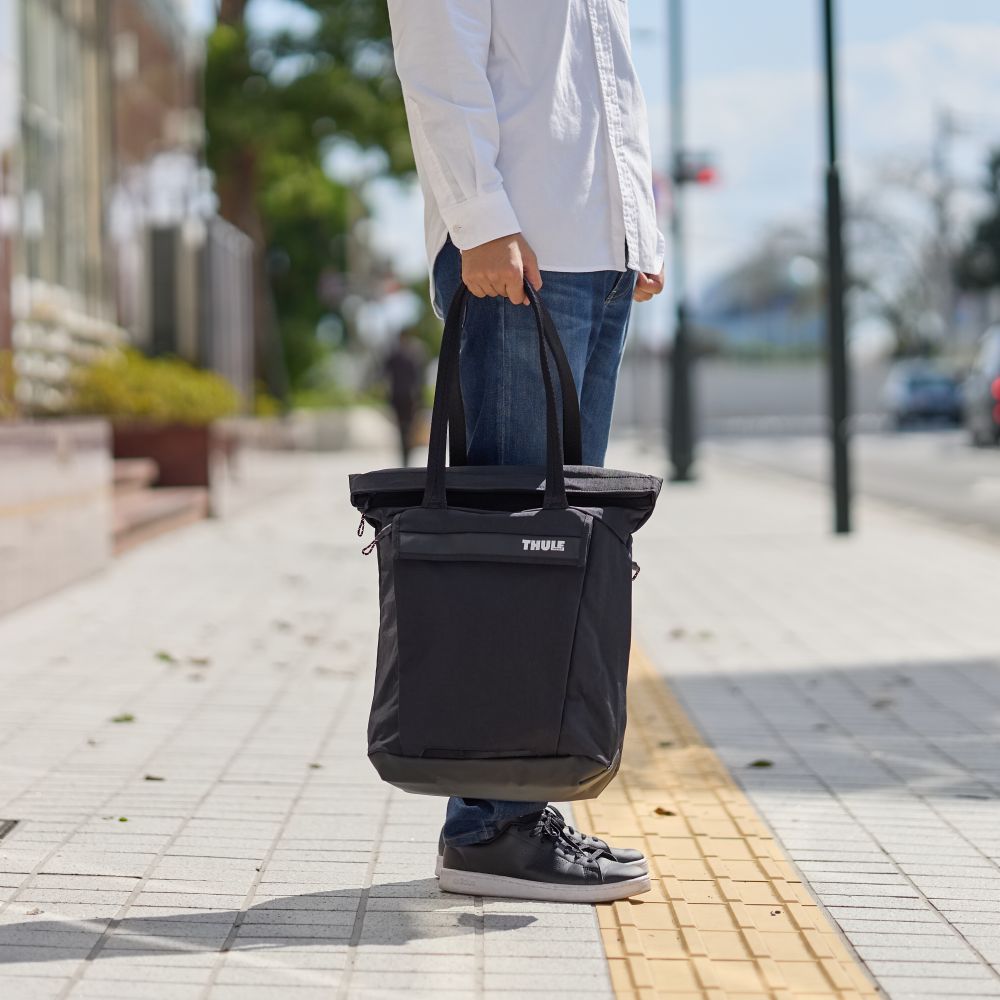 THULE Thule トートバッグ スーリー 22L Paramount Tote PC収納