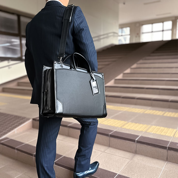大切なお客様との商談・渉外・打ち合わせなどのシーンで自信と信頼に箔を付ける