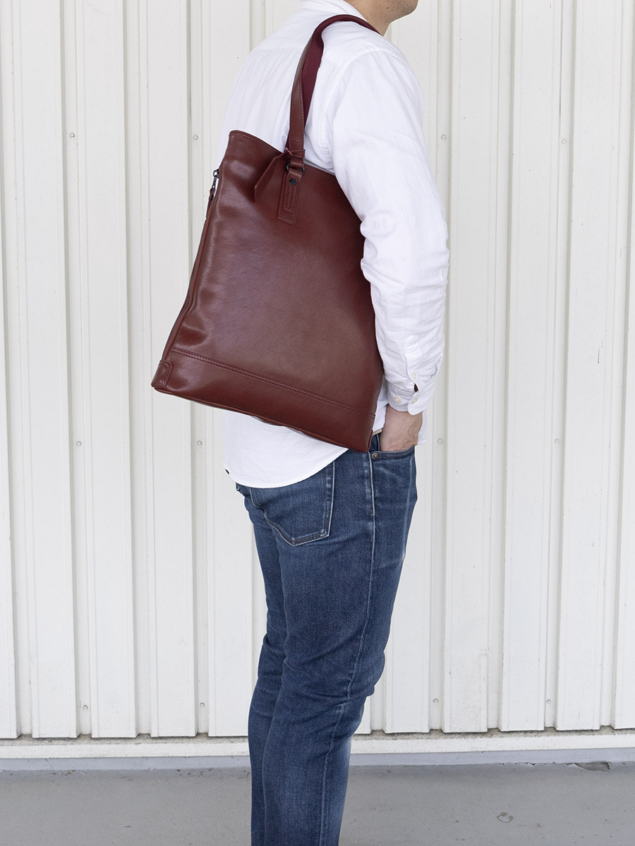 トートバッグ メンズ レディース a4 撥水 肩掛け ブランド 薄マチ 通勤 無地 スリム シンプル スタイリッシュ おしゃれ 男女兼用 DOUBLES ダブルス サスティナブル SDGs ボンデッドレザーファイバ KGH-1082 プレゼント ギフト DOUBLES（ダブルス） トートバッグ メンズ 肩掛け 撥水 a4 ブランド 40