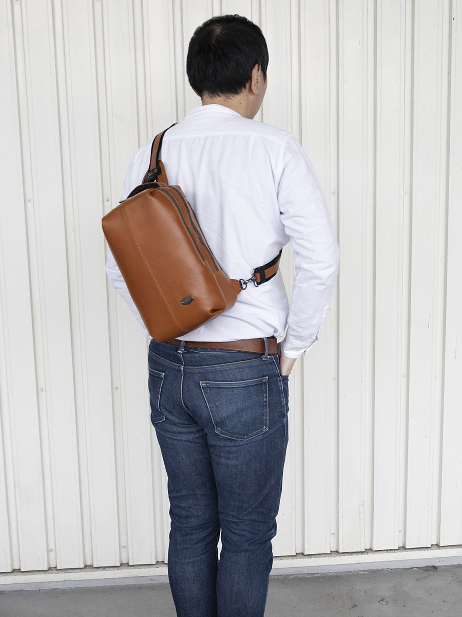 DOUBLES（ダブルス） ボディバッグ メンズ 本革 40代 50代 革 おしゃれ