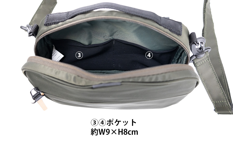 ブラックミニショルダーバッグ CELINE（セリーヌ） ショルダーバッグ Mini Camera ミニ カメラ