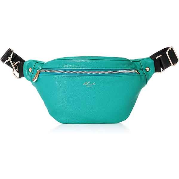 ボディバッグ レディース レザー 前掛け きれいめ コーデ 人気