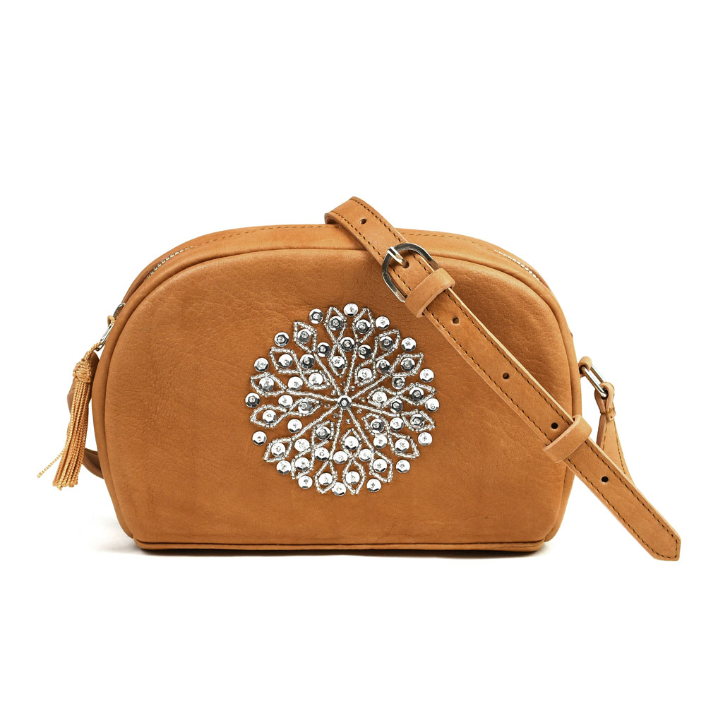 ショルダーバッグ 半円 小さめ レディース cocomorocco ビーズ 刺繍