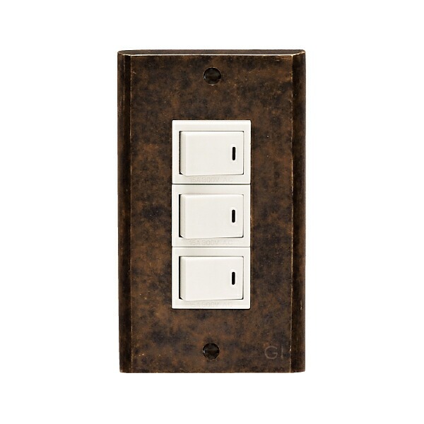 スイッチプレート 古色 ブラウン 3口 フルカラーシリーズ スイッチ