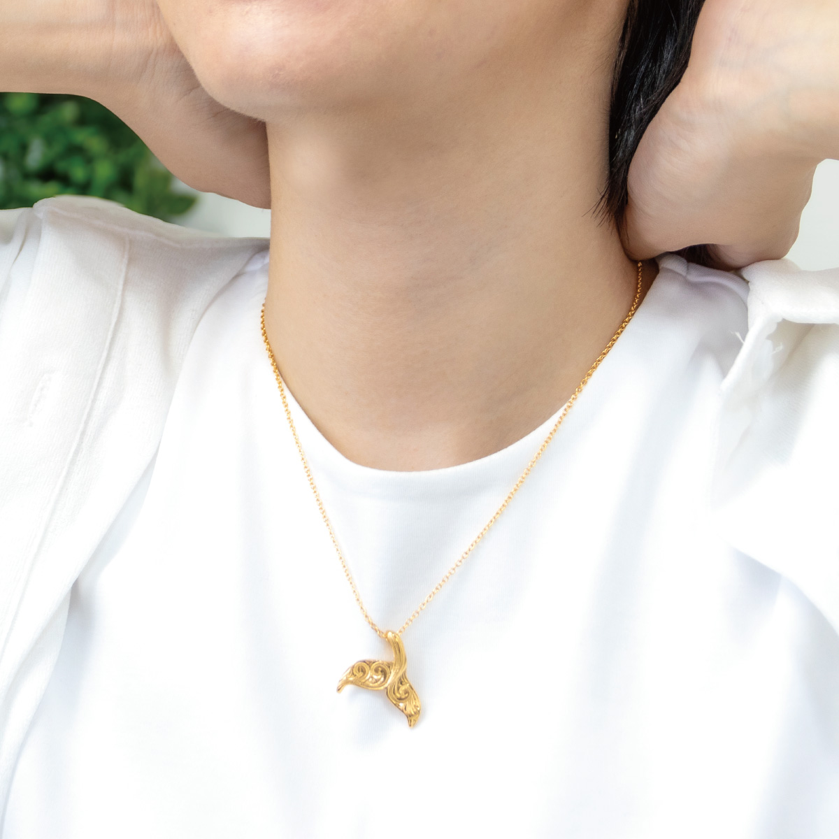 クジラの尾 くじら 鯨 アニマル スクロール 波 金属アレルギー対応 お