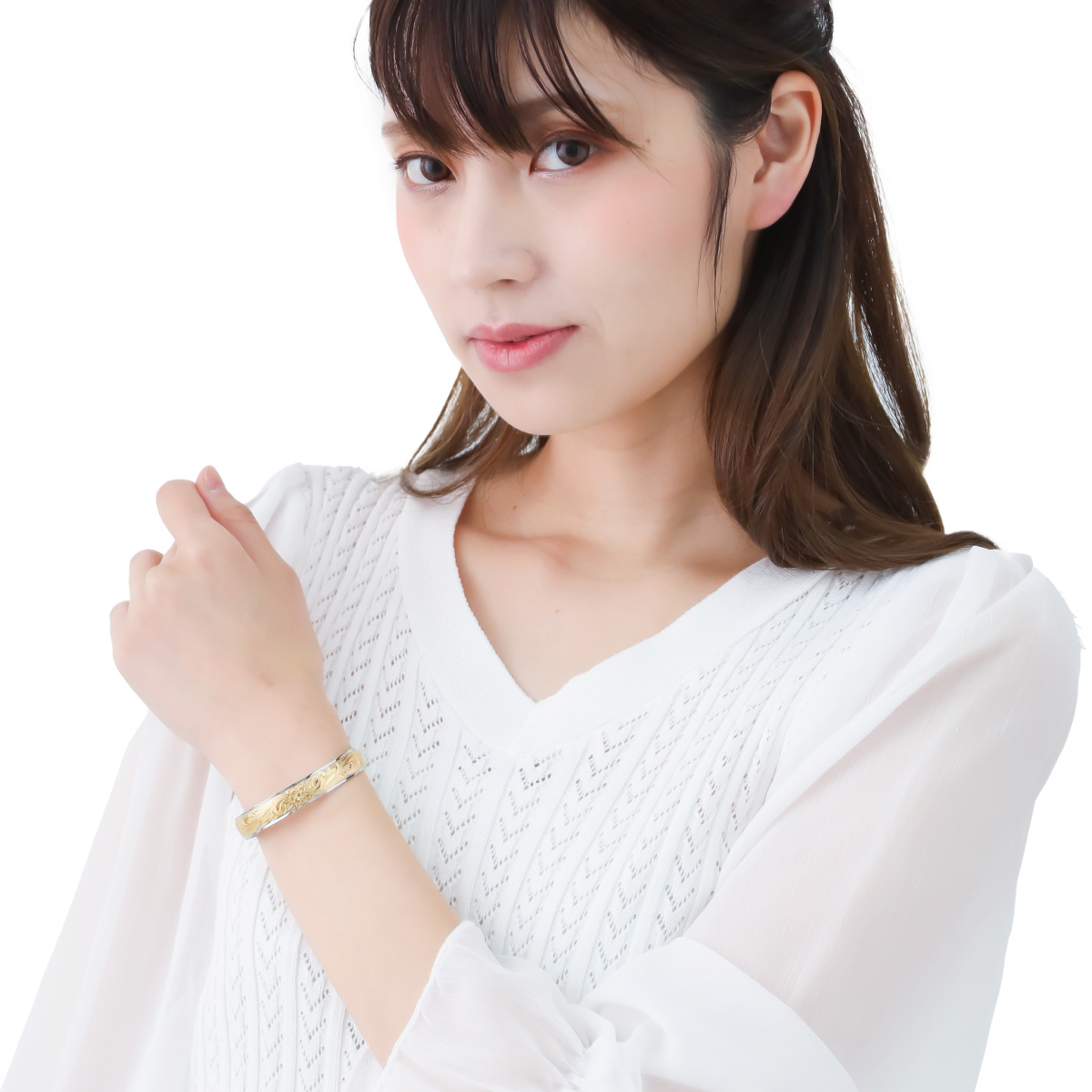 【 美品 】ハワイアンジュエリー バングル／ブレスレット❁⃘プルメリア❁⃘波 サージカルステンレス316L製 ハワイアンジュエリー プルメリア