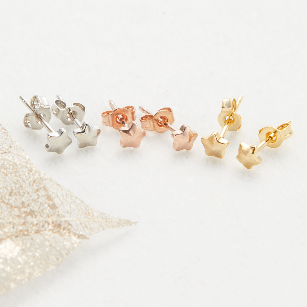 Yahoo! Yahoo!ショッピング(ヤフー ショッピング)スタッドピアス レディース 星 スター プレーン シンプル 小ぶり 小さめ パーフェクトコーティング ニッケルフリー