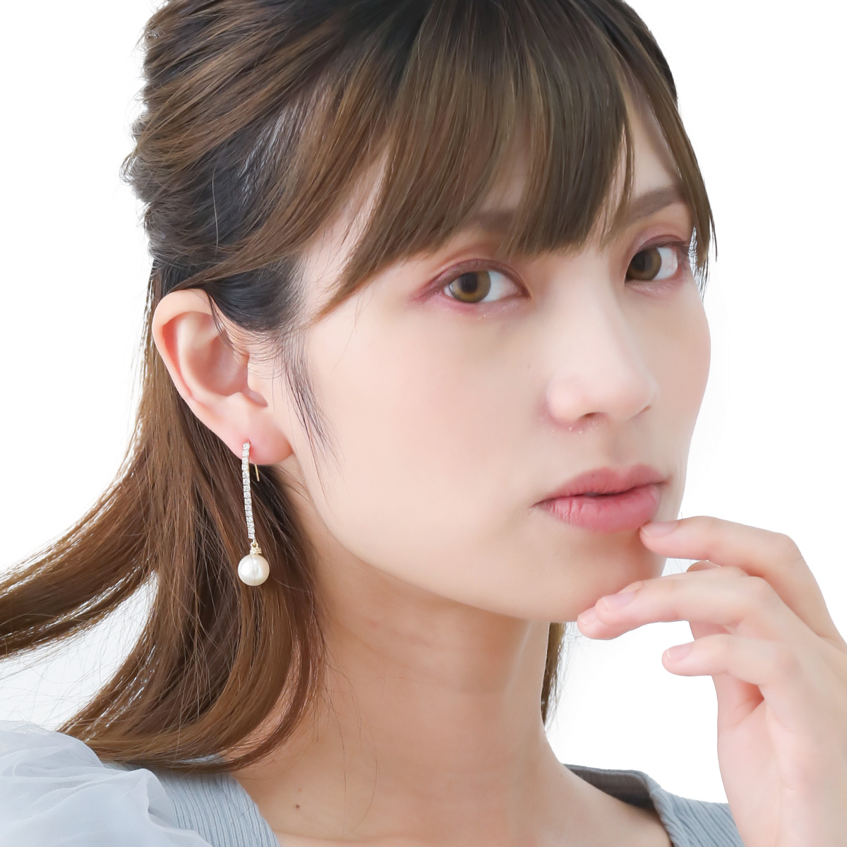フックピアス レディース 両耳用 パール 真珠 ロング クリスタル 縦
