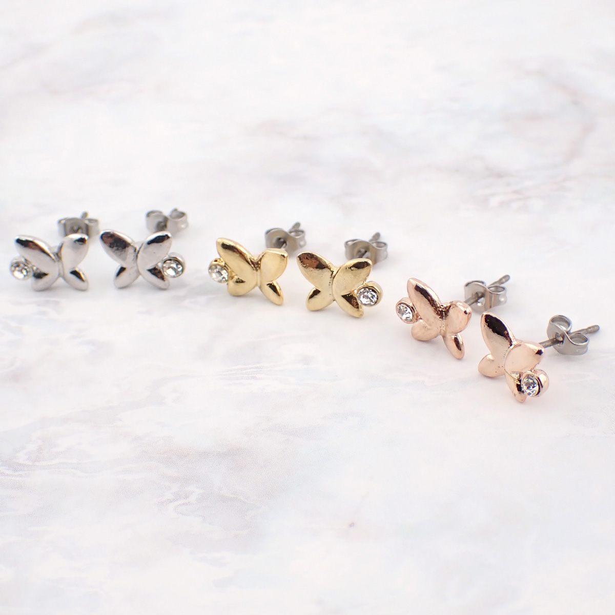 Yahoo! Yahoo!ショッピング(ヤフー ショッピング)ピアス レディース チタン製ポスト ニッケルフリー 蝶 バタフライ 一石 ワンストーン お肌に優しい 金属アレルギー対応 両耳用 オシャレ 上品