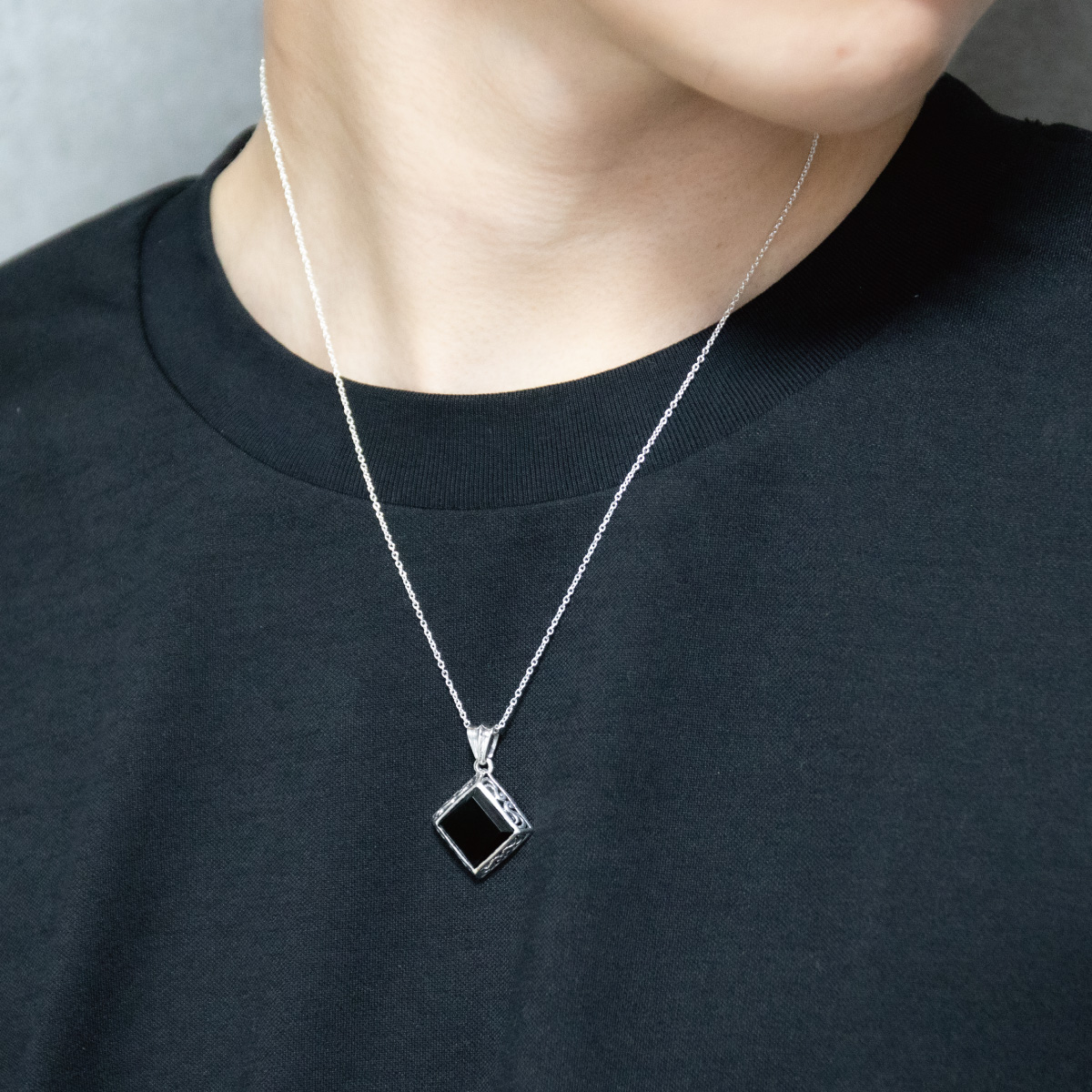 ネックレス メンズ シルバー925 オニキス スクエア 四角 アラベスク
