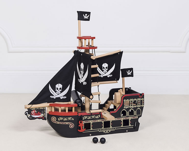 LE TOY VAN（ルトイヴァン） 木のおもちゃ 海賊船 : 家具の里 - 通販