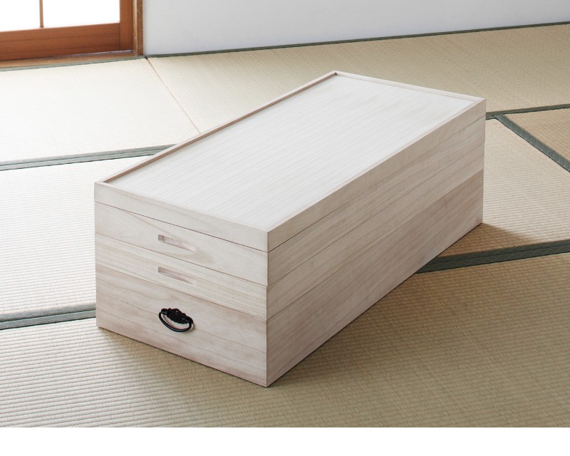 八4869【送料込み】桐チェスト　衣装ケース　着物収納　※傷汚れ、色焼けあり 7300000hi0031.jpg