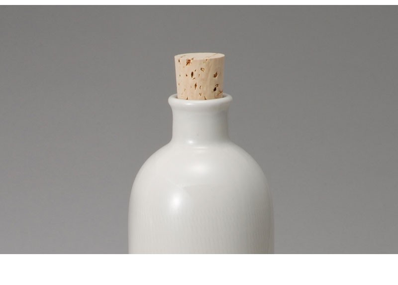 信楽焼き 陶器 ラジウムボトル 白長 720ml 幅8 高さ25.4 陶器製
