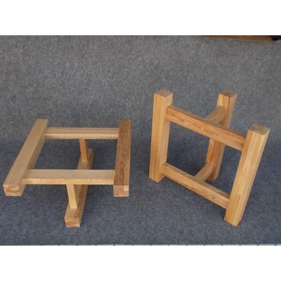 国産本タモ材　テーブル脚　４本セット 未使用 無塗装品　DIY 国産杉の無垢材 折れ脚テーブル 直径 75cm 円形 ウレタン