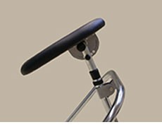 トイレや椅子に座った時の姿勢補助手すり 楽助さん2 U型 : 介護用品