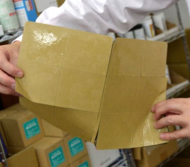 ネズミ用粘着板 シクラボード 耐水紙 100枚入り ネズミ粘着シート・ねずみ駆除・ネズミ捕り・鼠侵入防止
