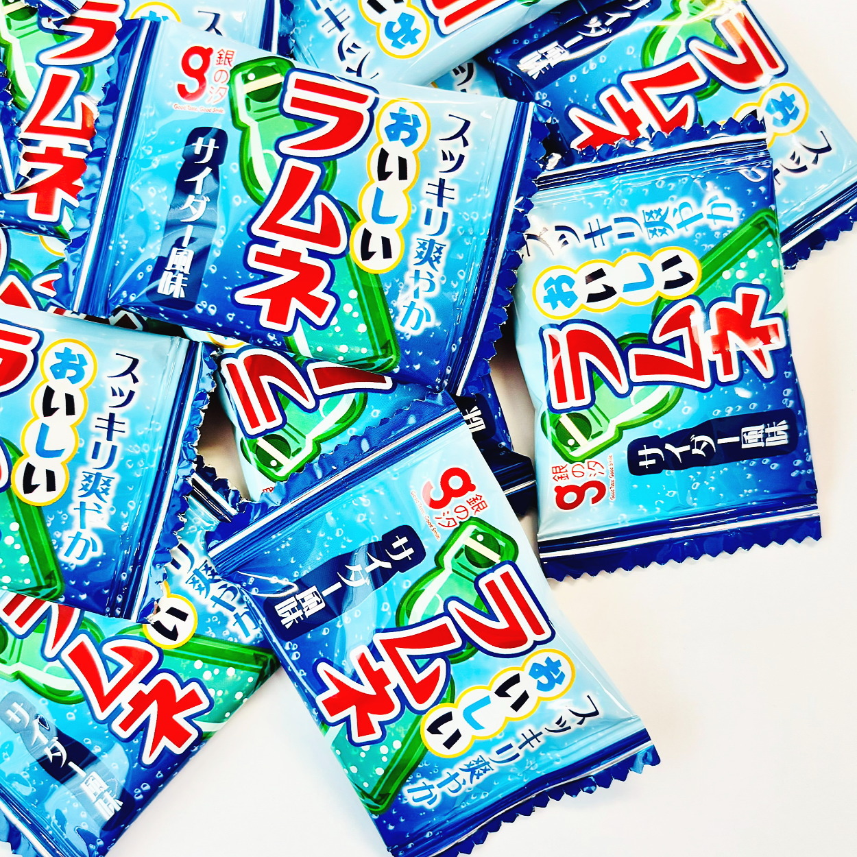 1袋16円！ 銀の汐 おいしいラムネ サイダー風味 大粒 タイプ 500袋
