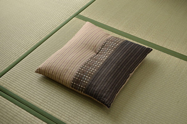 座布団 銘仙判 綿100% 55×59cm 5枚組 日本製 しじら織り 和柄 おしゃれ