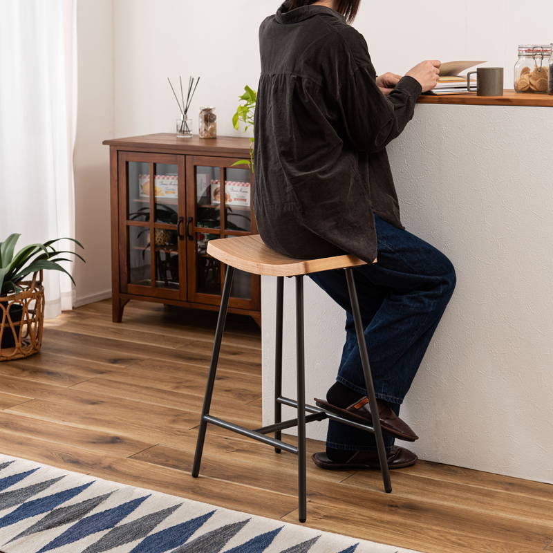カウンターチェア　スツール ハイスツール／カウンターチェア （チェリー無垢材） | iichi 日々の
