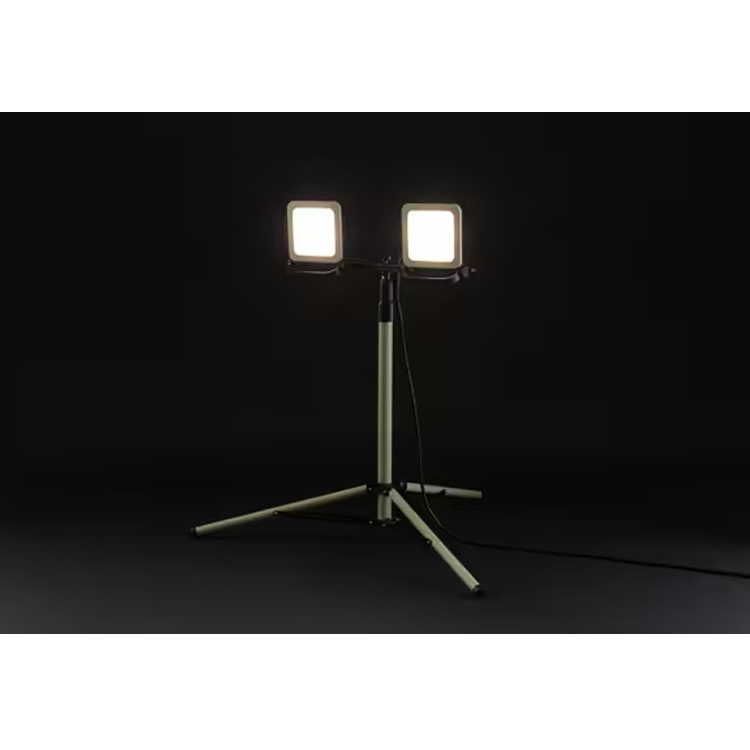 LEDスタンドライト 10000lm 投光器 三脚 防水 10000lm アイリスオーヤマ  長寿命 昼白色 防雨型 屋外 屋内 屋外照明 外灯 LED作業灯 角度調節 LWTL-10000STの画像