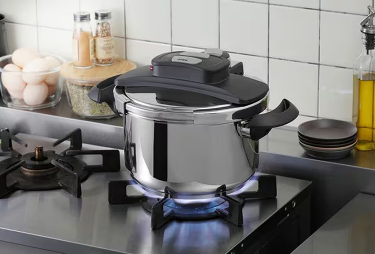 アイリスオーヤマ - 【新品未開封】キッチンシェフ　5L 両手圧力鍋　RAN-5 アイリスオーヤマ キッチンシェフ 両手圧力鍋5L RAN-5L