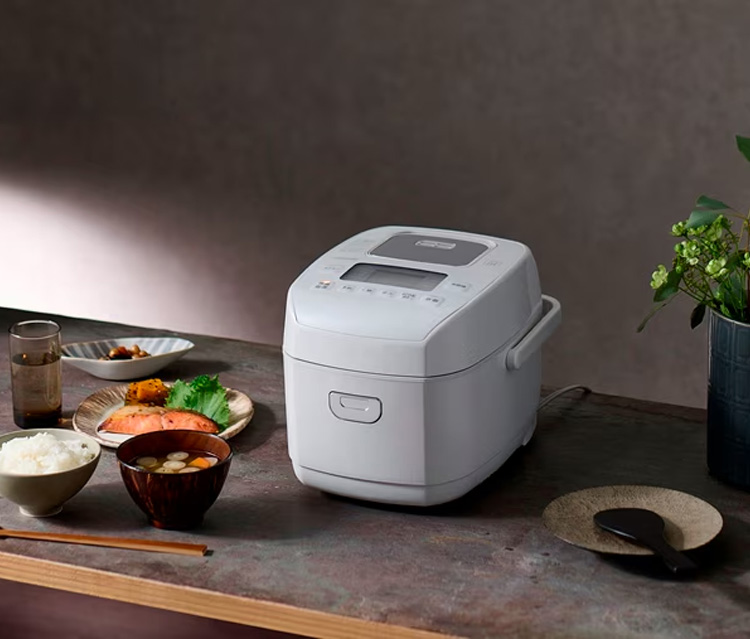 アイリスオーヤマ　炊飯器　RC-PDA30-B 銘柄炊き　圧力　IHジャー炊飯器 楽天市場】【公式】炊飯器 3合 一人暮らし 圧力IH アイリス