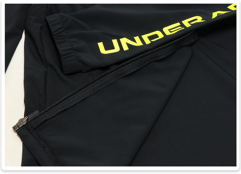 UNDER ARMOUR（アンダーアーマー） トレーニング ジャケット ジャージ