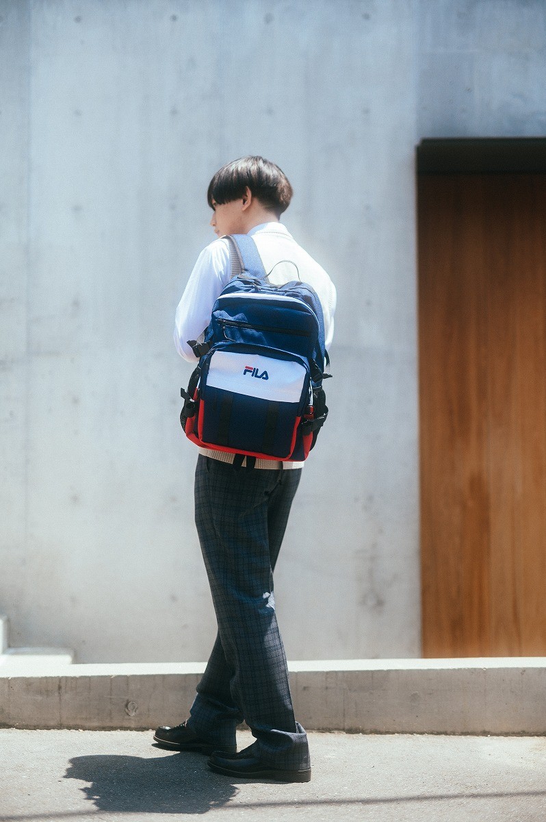 FILA リュック 通学 高校生 女子 大容量 20l フィラ 通学用