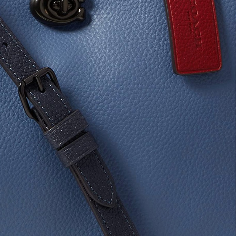 【COACHブティック】●新作が限定SALE！●2つのストラップ付 COACHブティック】○新作が限定SALE○2つのストラップ付トート