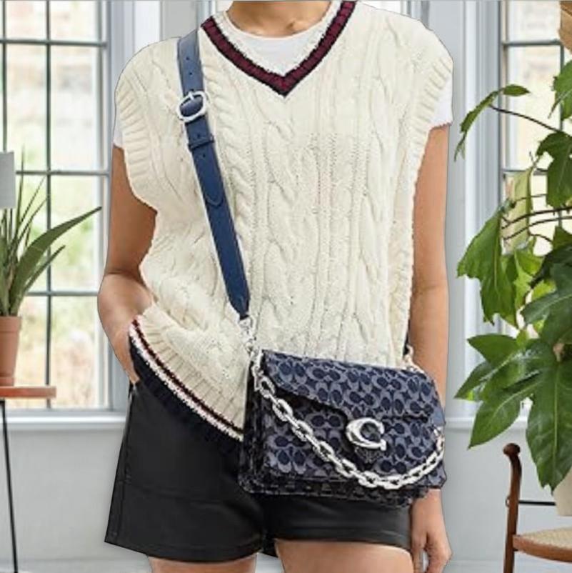 COACH　ショルダーバッグ　花　フラワー　チェーンショルダー　デニム COACH ショルダーバッグ 花 フラワー チェーンショルダー デニム