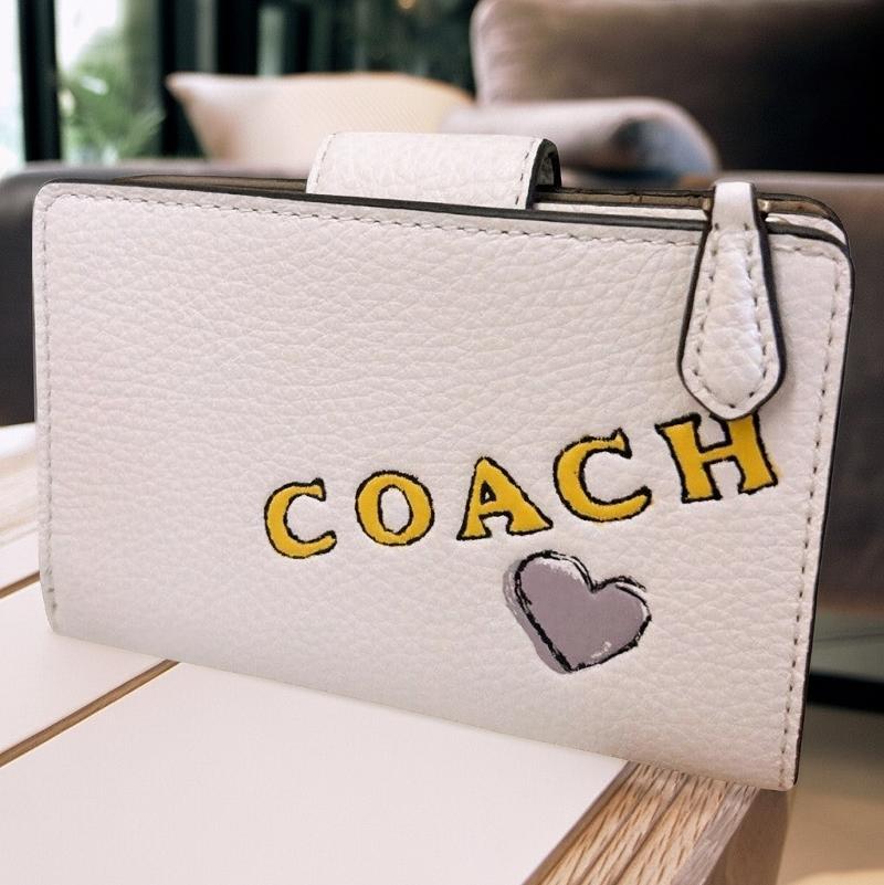 【新品】COACH 【新品】二つ折り財布新品新作 COACH コーチ 財布 新品 新作 二つ折り財布 シグネチャー