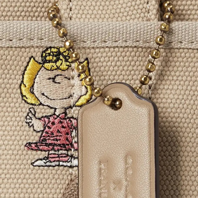 COACH コーチ x ピーナッツ コラボ スヌーピー トート バッグ