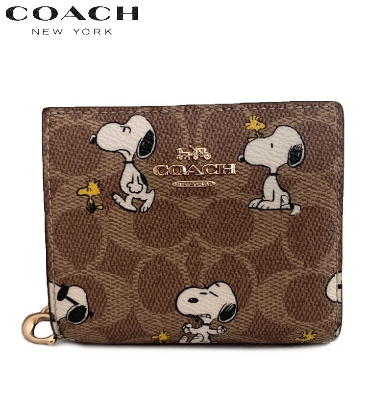 COACH コーチ X ピーナッツ コラボ 2025新作 スヌーピー