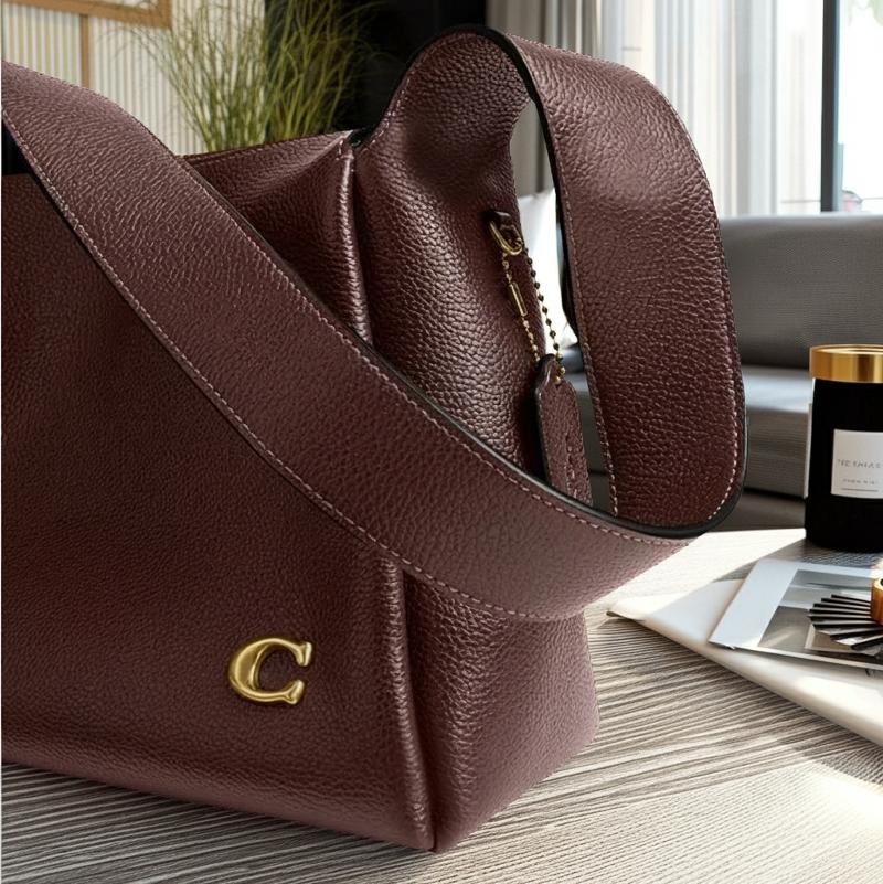 COACH（コーチ） COACH 2025秋冬新作 CCC45 ショルダーバッグ