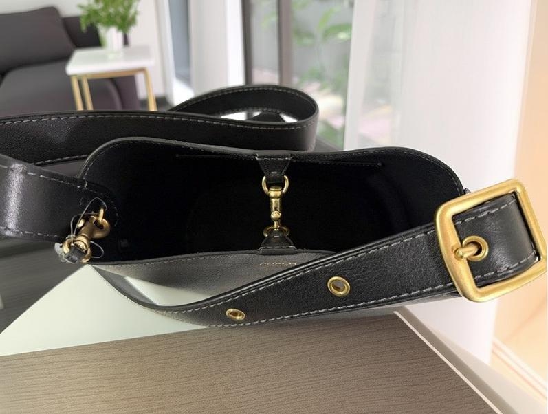 COACH（コーチ） 新作セール バッグ 2026新作 ショルダーバッグ CCX07