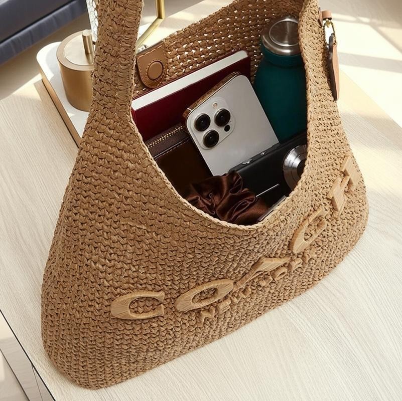 COACH 未使用・新品　ショルダーバッグ kanonstory_cj842-cha-c2305