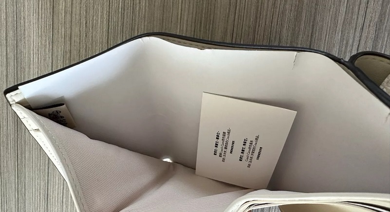 COACH コーチ 三つ折り財布 2024新作 CU473 イチゴ レディース