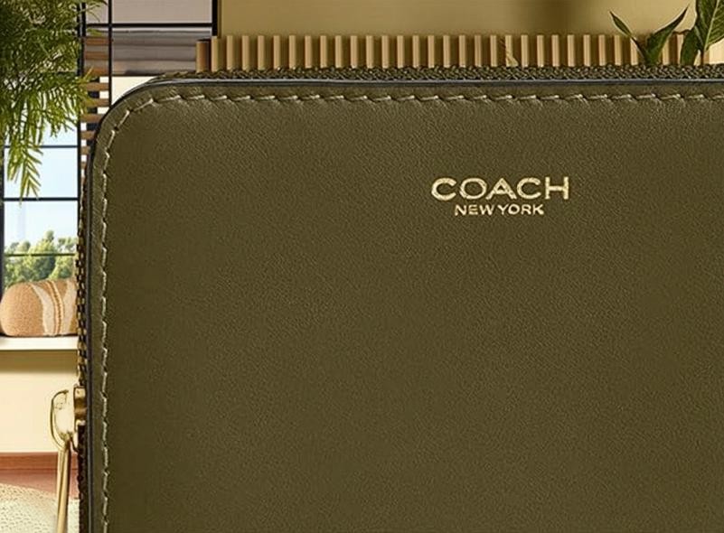 COACH（コーチ） 財布 金運開運財布 運気や金運を上昇させるグリーンの