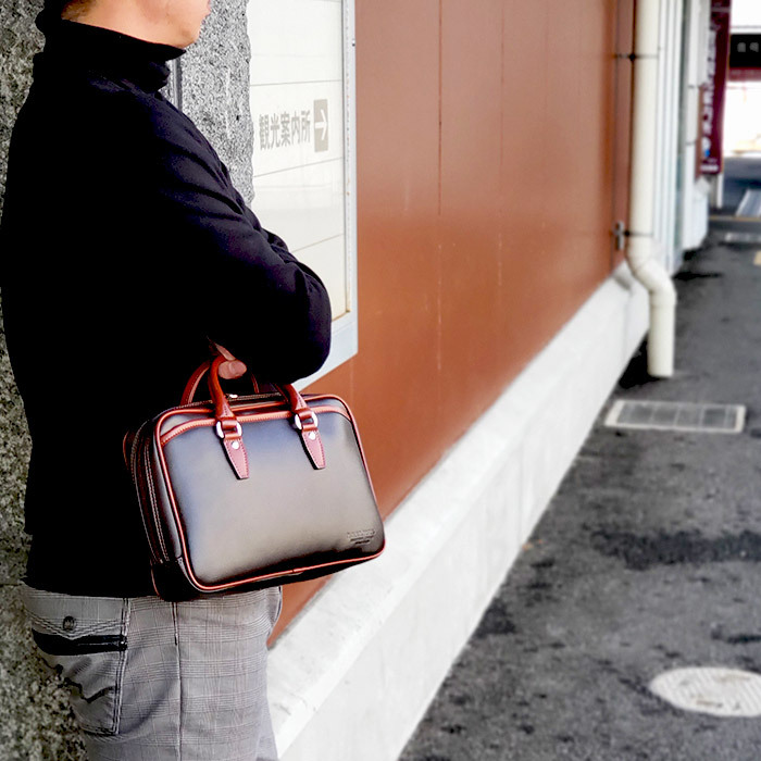 ビジネスバッグ ブリーフケース メンズ 軽量 日本製 豊岡製鞄 B5 小さめ ミニ ブランド 大開き 黒 チョコ kbn26669 ブレリアス  BRELIOUS