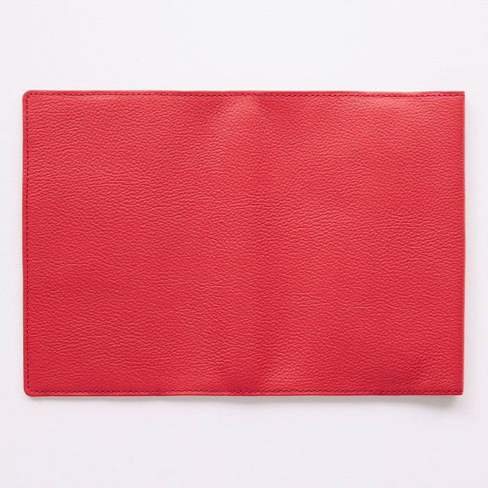 ブックカバー　ケース　文庫カバー　革　名入れ　プレゼント　ギフト　名入れ ブックカバー 文庫サイズ UV　誕生日プレゼント　入学祝　就職祝い　父の日 | 名入れギフトKARIN | 01