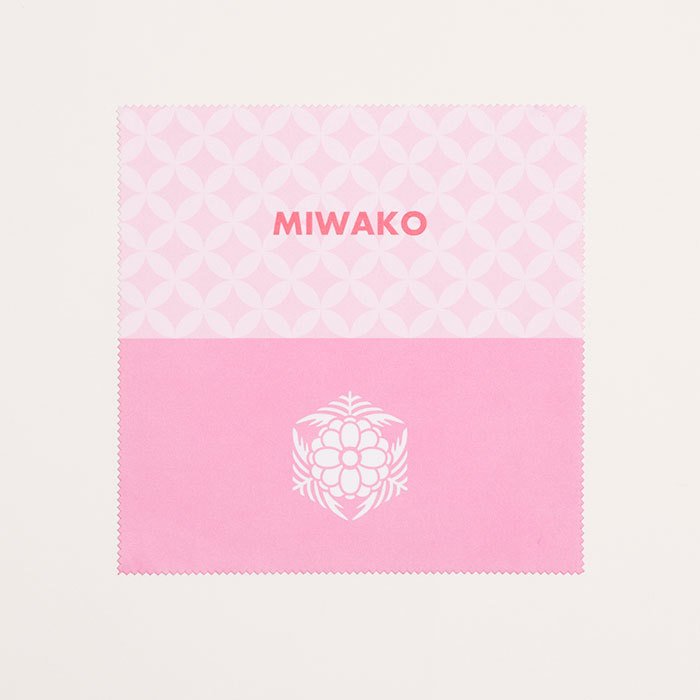 クリーニングクロス　メガネ拭き　クロス　花個紋　名入れ　プレゼント　ギフト　誕生日　長寿祝い　花個紋 名入れクリーニングクロス Print | 名入れギフトKARIN | 02